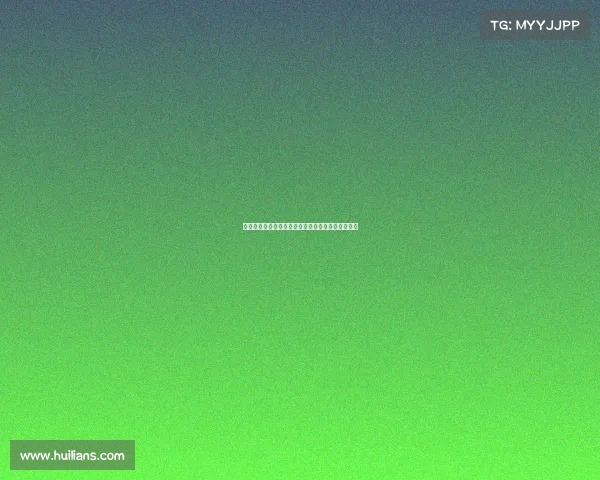 边翼配合策略在现代足球战术中的重要性与实践分析